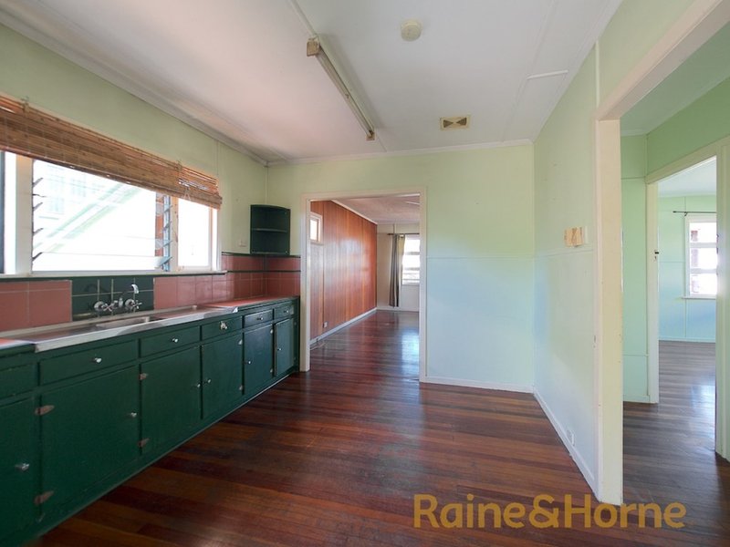 Photo - 246 Musgrave Road, Coopers Plains QLD 4108 - Image 5