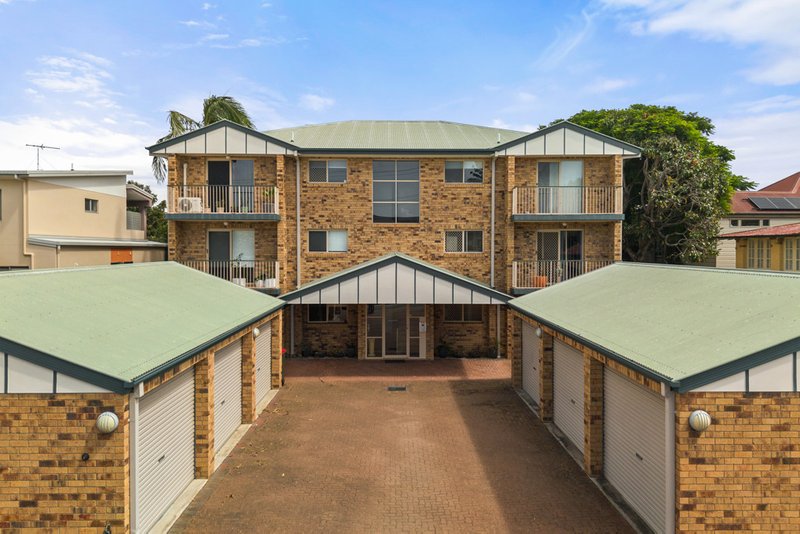 Photo - 2/46 Rode Road, Wavell Heights QLD 4012 - Image 1