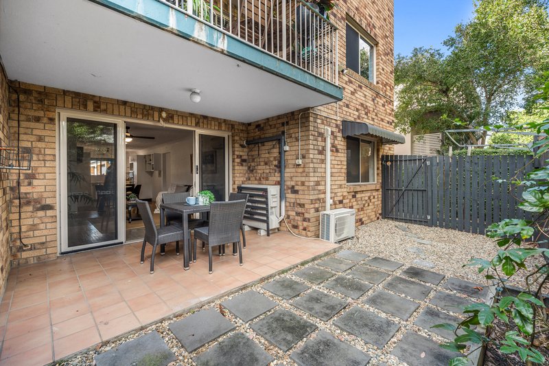 Photo - 2/46 Rode Road, Wavell Heights QLD 4012 - Image 2