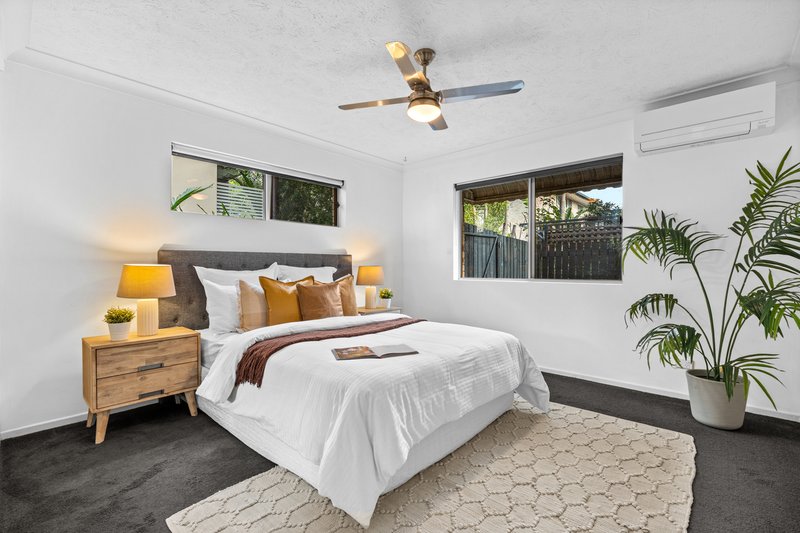 Photo - 2/46 Rode Road, Wavell Heights QLD 4012 - Image 6