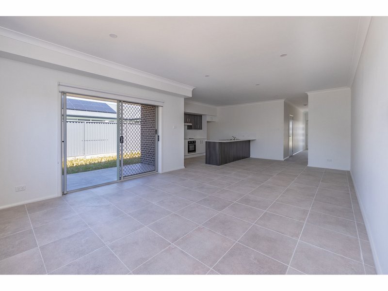 Photo - 2/46 Shores Crescent, Diamond Beach NSW 2430 - Image 5