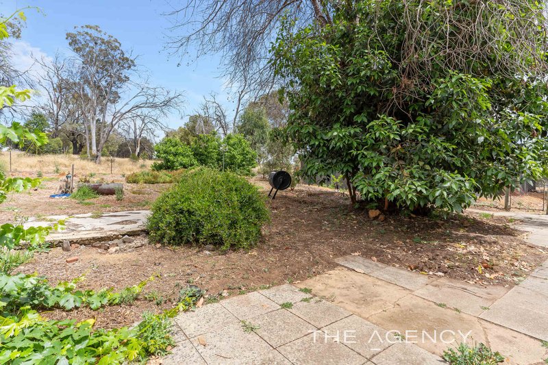 Photo - 2465 Bailup Road, Wooroloo WA 6558 - Image 23