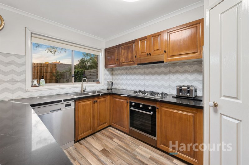 Photo - 2/466 Boronia Road, Wantirna South VIC 3152 - Image 3