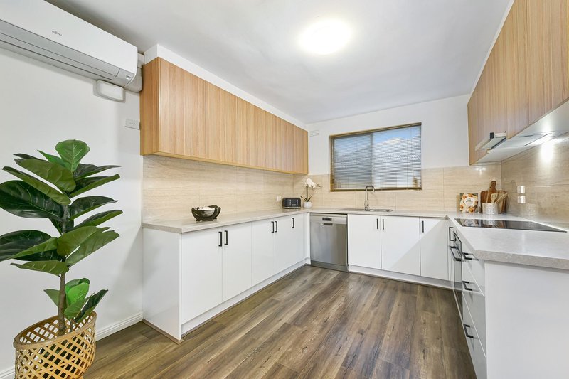 Photo - 2/467 Princes Highway, Noble Park VIC 3174 - Image 6