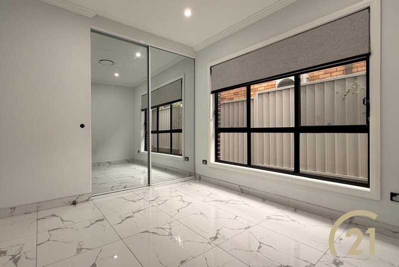 Photo - 246a Hamilton Road, Fairfield Heights NSW 2165 - Image 7