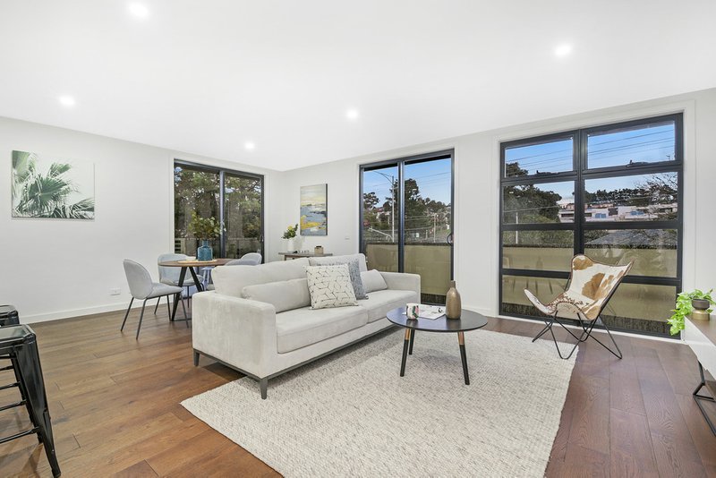 Photo - 2/47-49 Glendale Avenue, Templestowe VIC 3106 - Image 3