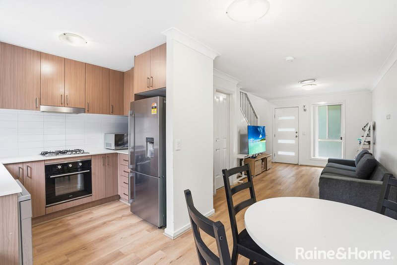 Photo - 2/47 Australia Street, St Marys NSW 2760 - Image 3