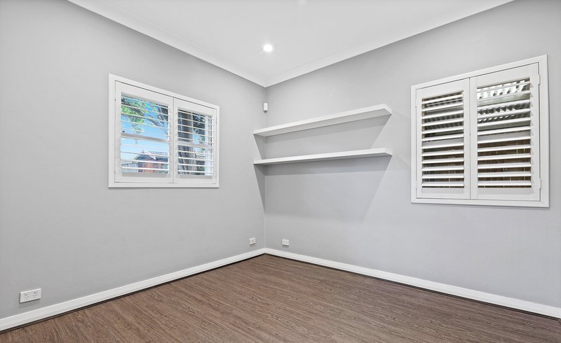 Photo - 2/47 Batemans Road, Gladesville NSW 2111 - Image 4