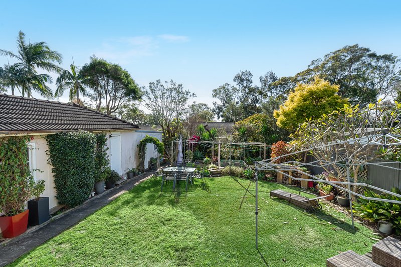 Photo - 247 Burraneer Bay Road, Caringbah South NSW 2229 - Image 3