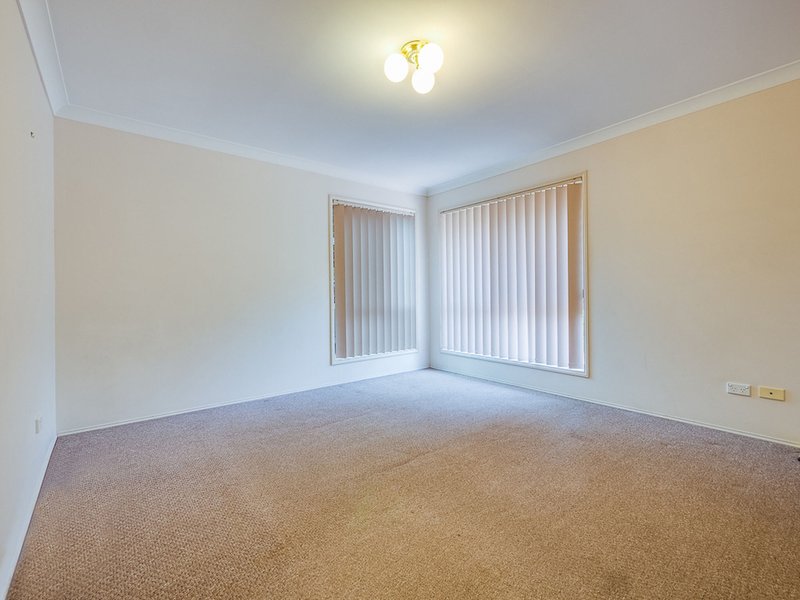 Photo - 2/47 Gamelin Crescent, Stafford QLD 4053 - Image 3