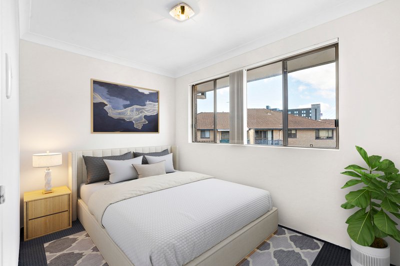 Photo - 24/7 Griffiths Street, Blacktown NSW 2148 - Image 5