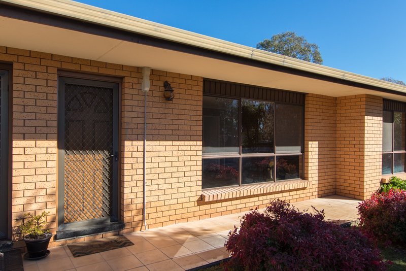 Photo - 2/47 Herbert Street, Tumut NSW 2720 - Image 8