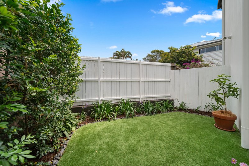 Photo - 2/47 Kent Street, Hamilton QLD 4007 - Image 16