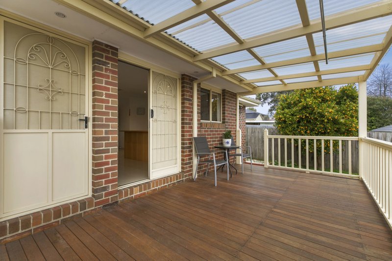 Photo - 2/47 Panoramic Grove, Glen Waverley VIC 3150 - Image 9