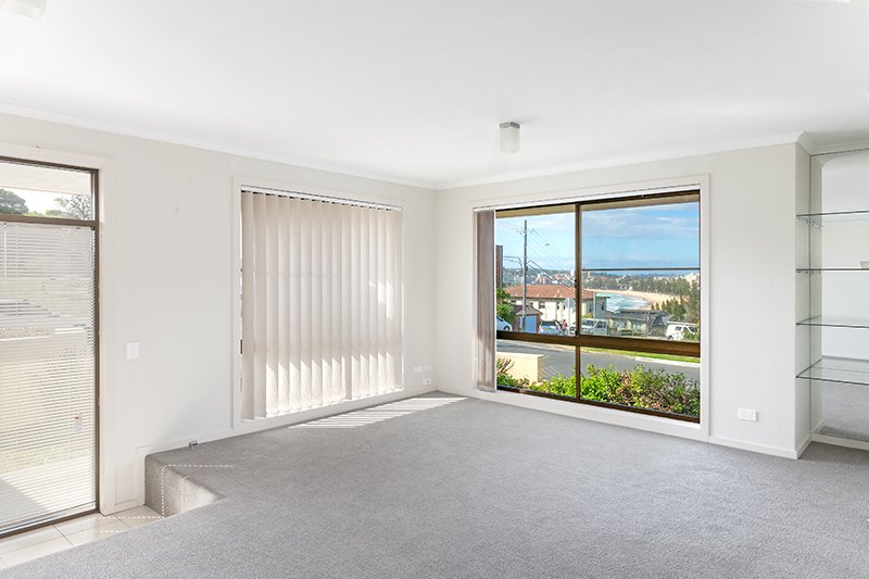 Photo - 2/47 Pavilion Street, Queenscliff NSW 2096 - Image 3