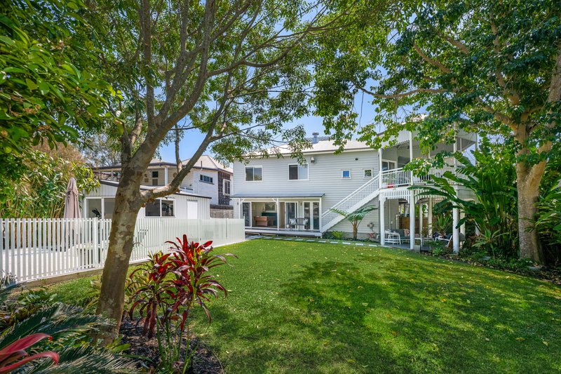 Photo - 247 Rainbow Street, Shorncliffe QLD 4017 - Image 7