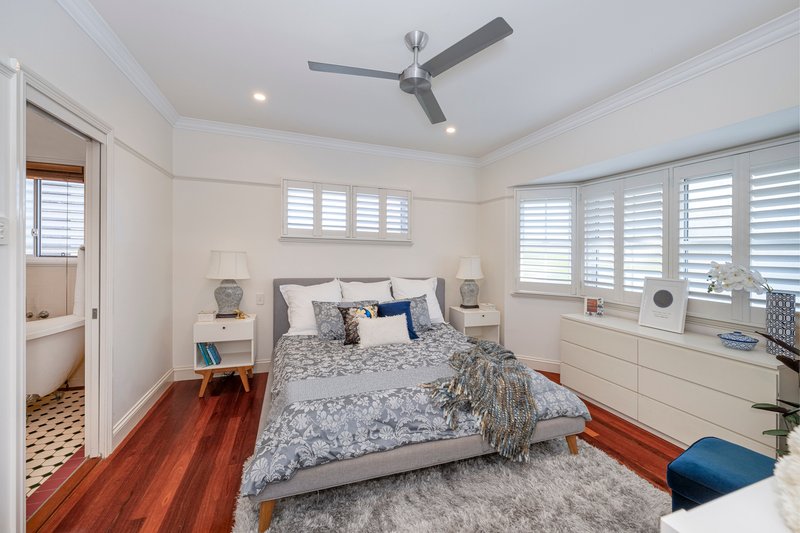 Photo - 247 Rainbow Street, Shorncliffe QLD 4017 - Image 15