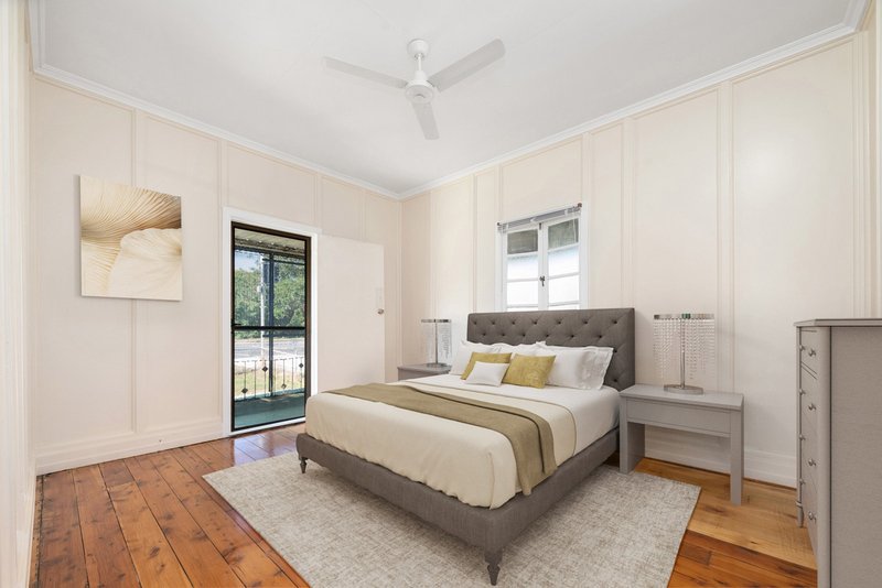 Photo - 247 Sir Fred Schonell Drive, St Lucia QLD 4067 - Image 7