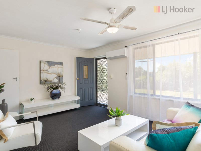 Photo - 247 The Cove Road, Hallett Cove SA 5158 - Image 2