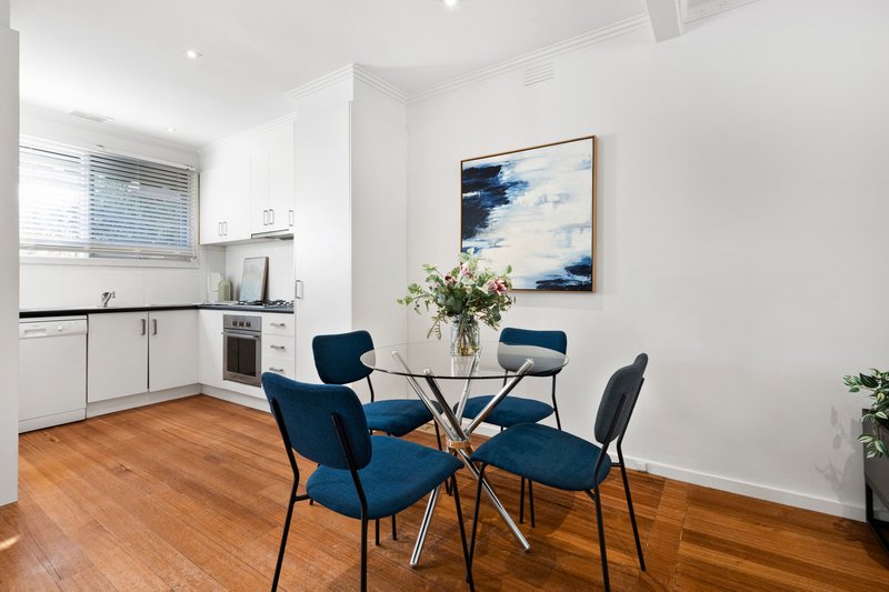 Photo - 2/47 Union Street, Brighton East VIC 3187 - Image 6