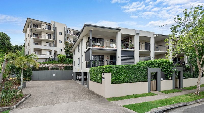 Photo - 24/70 Norman Crescent, Norman Park QLD 4170 - Image 1