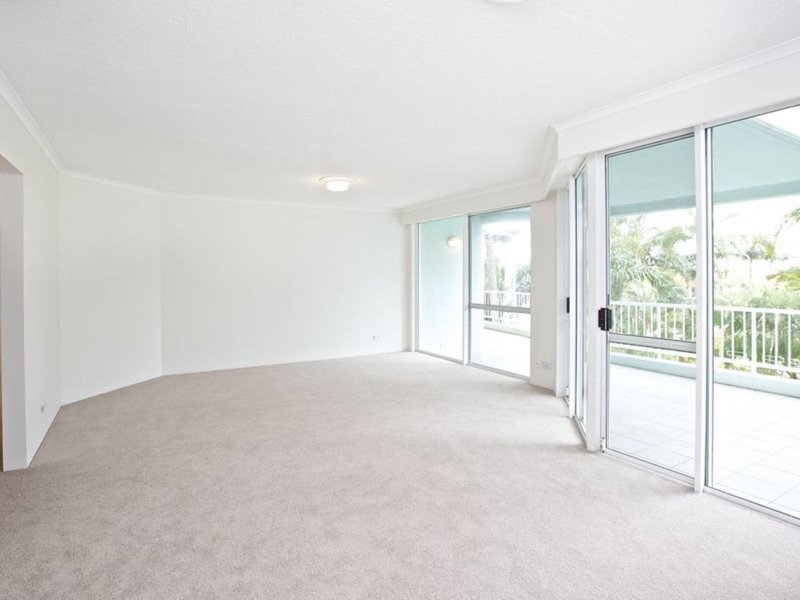 Photo - 24/75 Morala Avenue, Runaway Bay QLD 4216 - Image 4