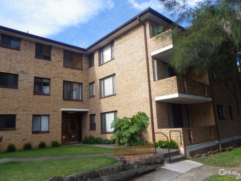 Photo - 24/8-10 Hixson Street , Bankstown NSW 2200 - Image 2