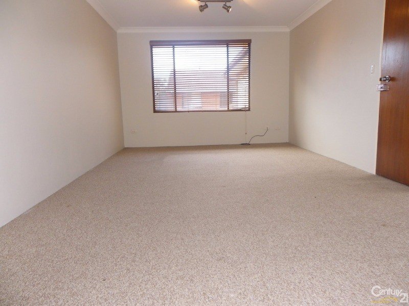 Photo - 24/8-10 Hixson Street, Bankstown NSW 2200 - Image 6