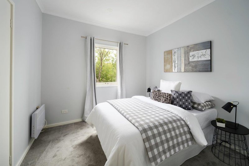 Photo - 24/8-32 Howlett Street, Kensington VIC 3031 - Image 7