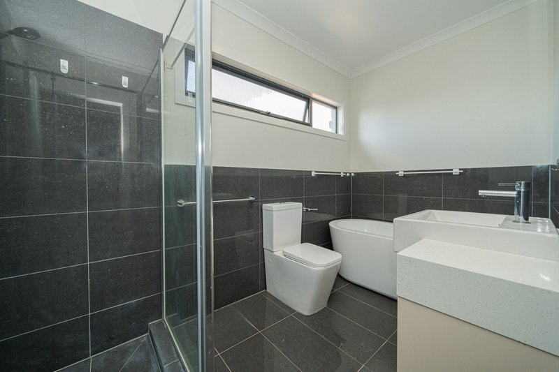 Photo - 2/48-50 Hamel Street, Box Hill South VIC 3128 - Image 11