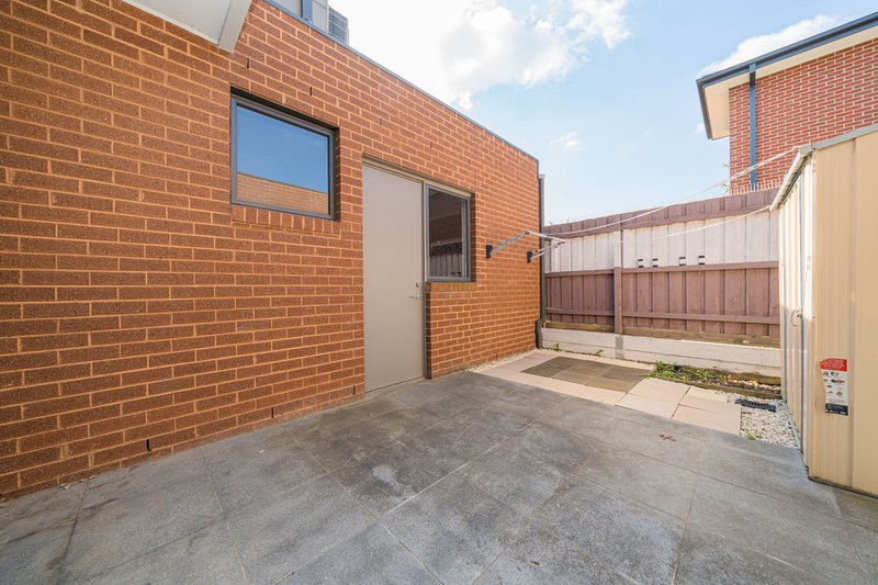 Photo - 2/48-50 Hamel Street, Box Hill South VIC 3128 - Image 12