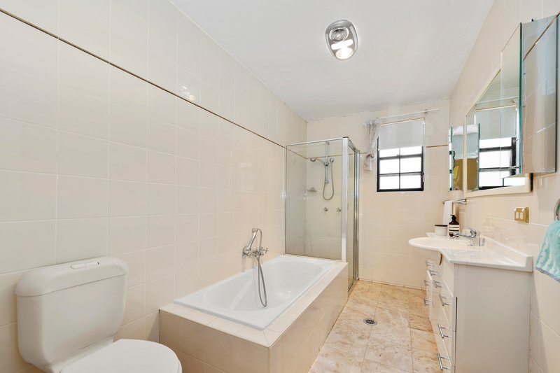 Photo - 2/48-50 Onslow Street, Rose Bay NSW 2029 - Image 11