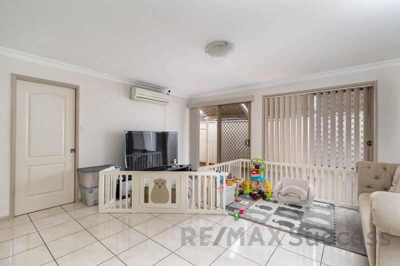 Photo - 2/48 Cortess Street, Kearneys Spring QLD 4350 - Image 2