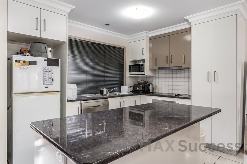 Photo - 2/48 Cortess Street, Kearneys Spring QLD 4350 - Image 3