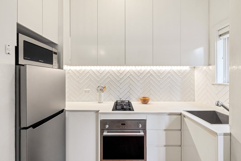 Photo - 2/48 Edward Street, Bondi NSW 2026 - Image 4