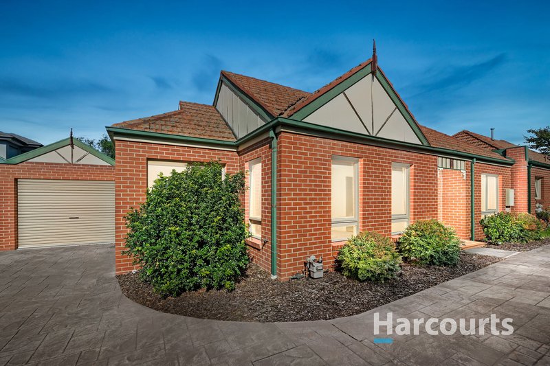 Photo - 2/48 Golf Links Avenue, Oakleigh VIC 3166 - Image 1