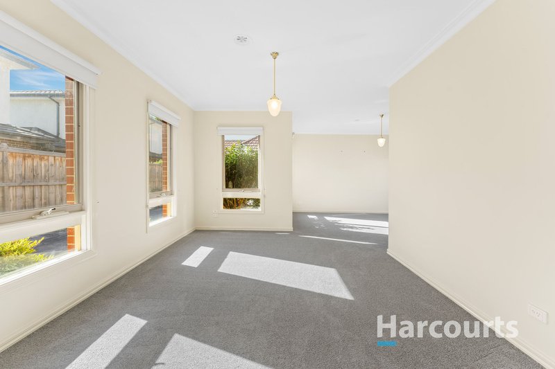 Photo - 2/48 Golf Links Avenue, Oakleigh VIC 3166 - Image 2