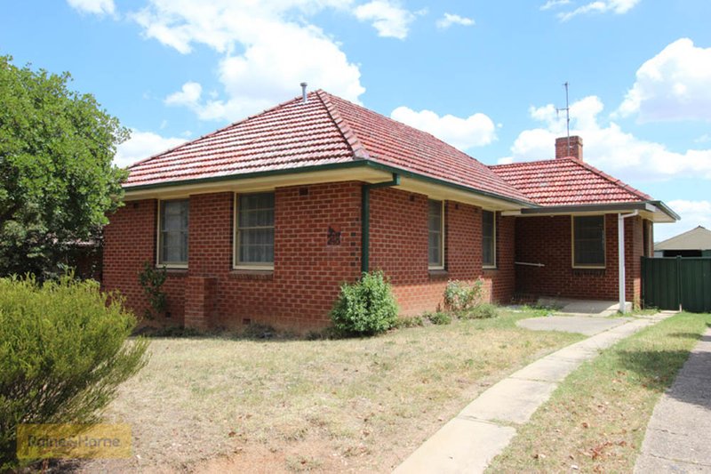 248 Lambert Street, West Bathurst NSW 2795