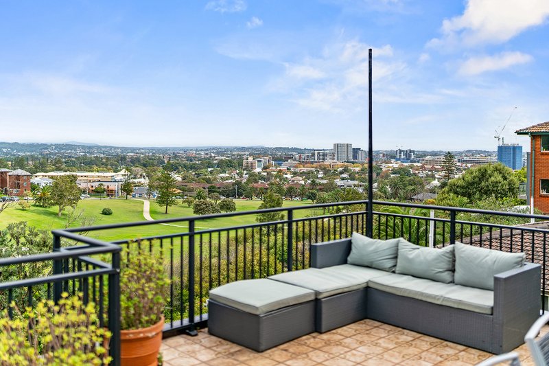 2/48 Nesca Parade, The Hill NSW 2300