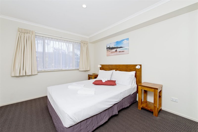 Photo - 2/48 Pacific Drive, Port Macquarie NSW 2444 - Image 5