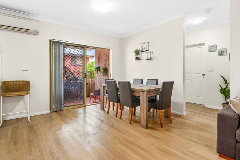 Photo - 2/482 Merrylands Road, Merrylands NSW 2160 - Image 7