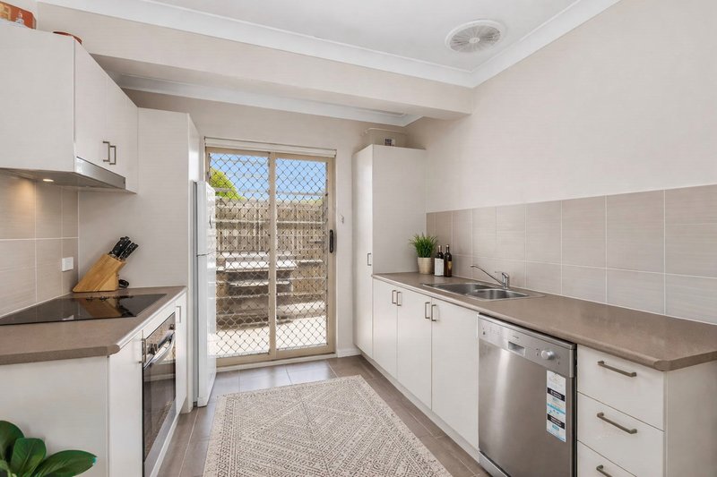 Photo - 24/84-86 Dearness Street, Garbutt QLD 4814 - Image 3