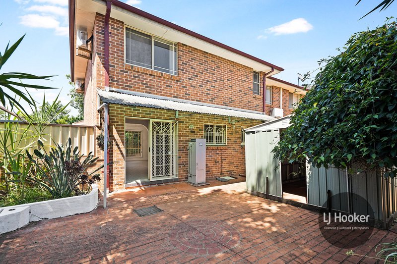 Photo - 2/487 Woodville Road, Guildford NSW 2161 - Image 8