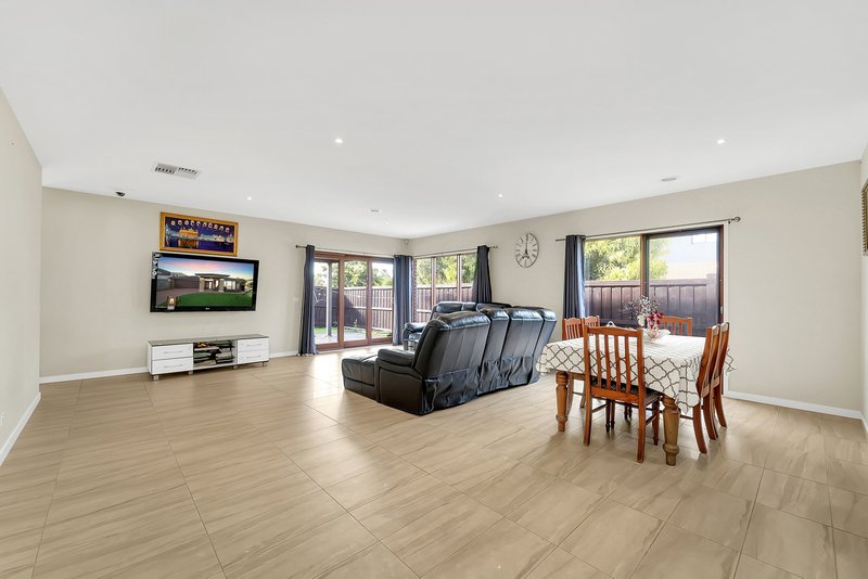 Photo - 248A Sayers Road, Truganina VIC 3029 - Image 8