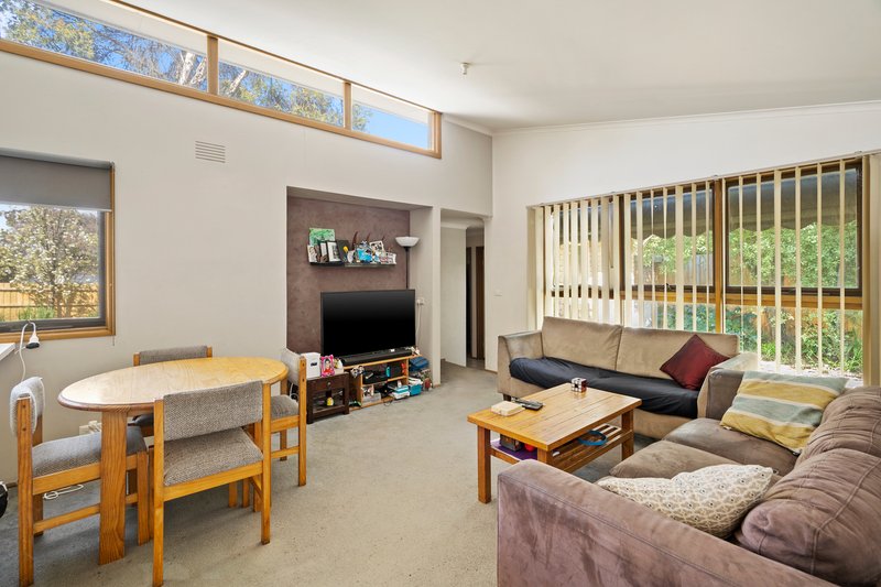 Photo - 2/48A Warrandyte Road, Ringwood VIC 3134 - Image 2