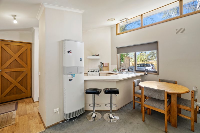 Photo - 2/48A Warrandyte Road, Ringwood VIC 3134 - Image 7