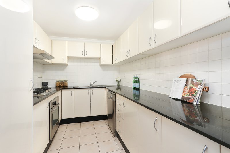 Photo - 24/9-13 Beresford Road, Strathfield NSW 2135 - Image 7