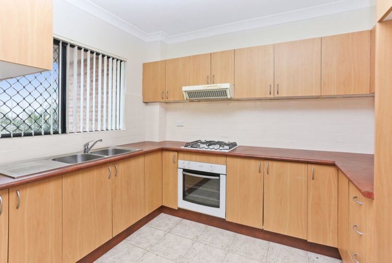 Photo - 2/49-51 Calliope Street, Guildford NSW 2161 - Image 4