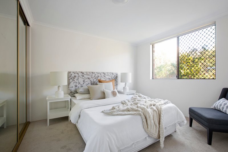 Photo - 2/49-51 Griffiths Street, Fairlight NSW 2094 - Image 6