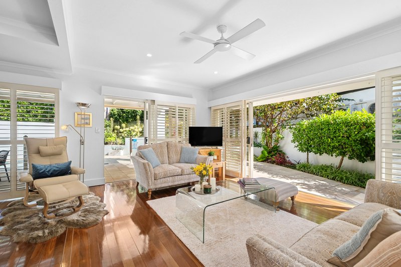 Photo - 2/49 Bluefin Court, Noosaville QLD 4566 - Image 4